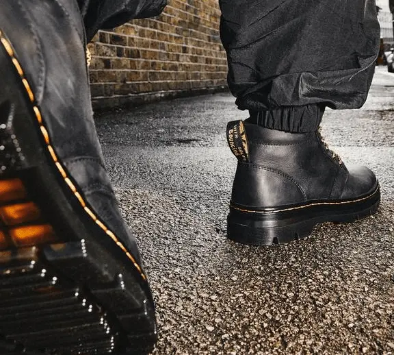 Alternative view of Giày Dr. Martens Bonny Leather 'Black Wyoming' 26793001