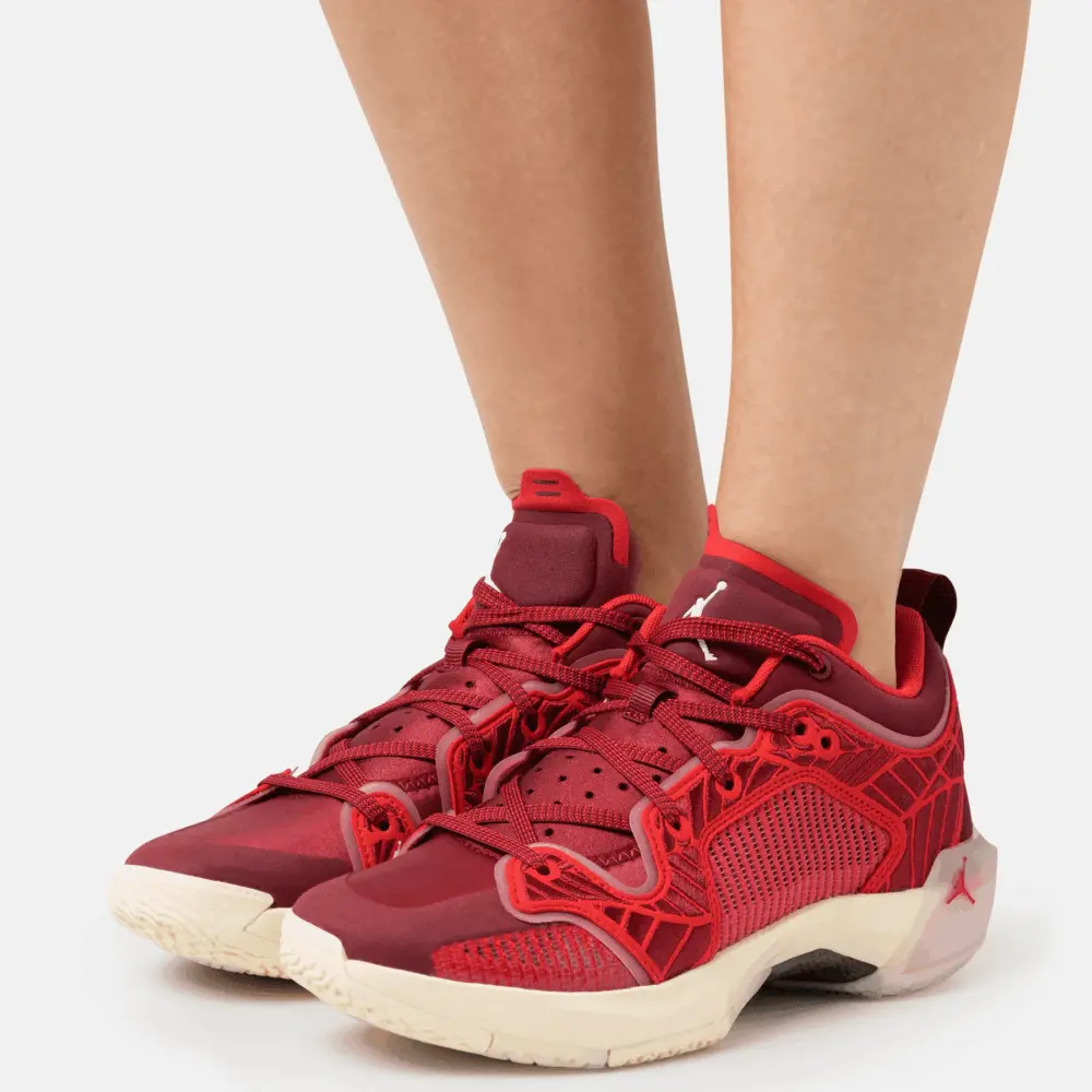 Alternative view of Giày Nike Air Jordan XXXVII Low 'Red' DV9989-601