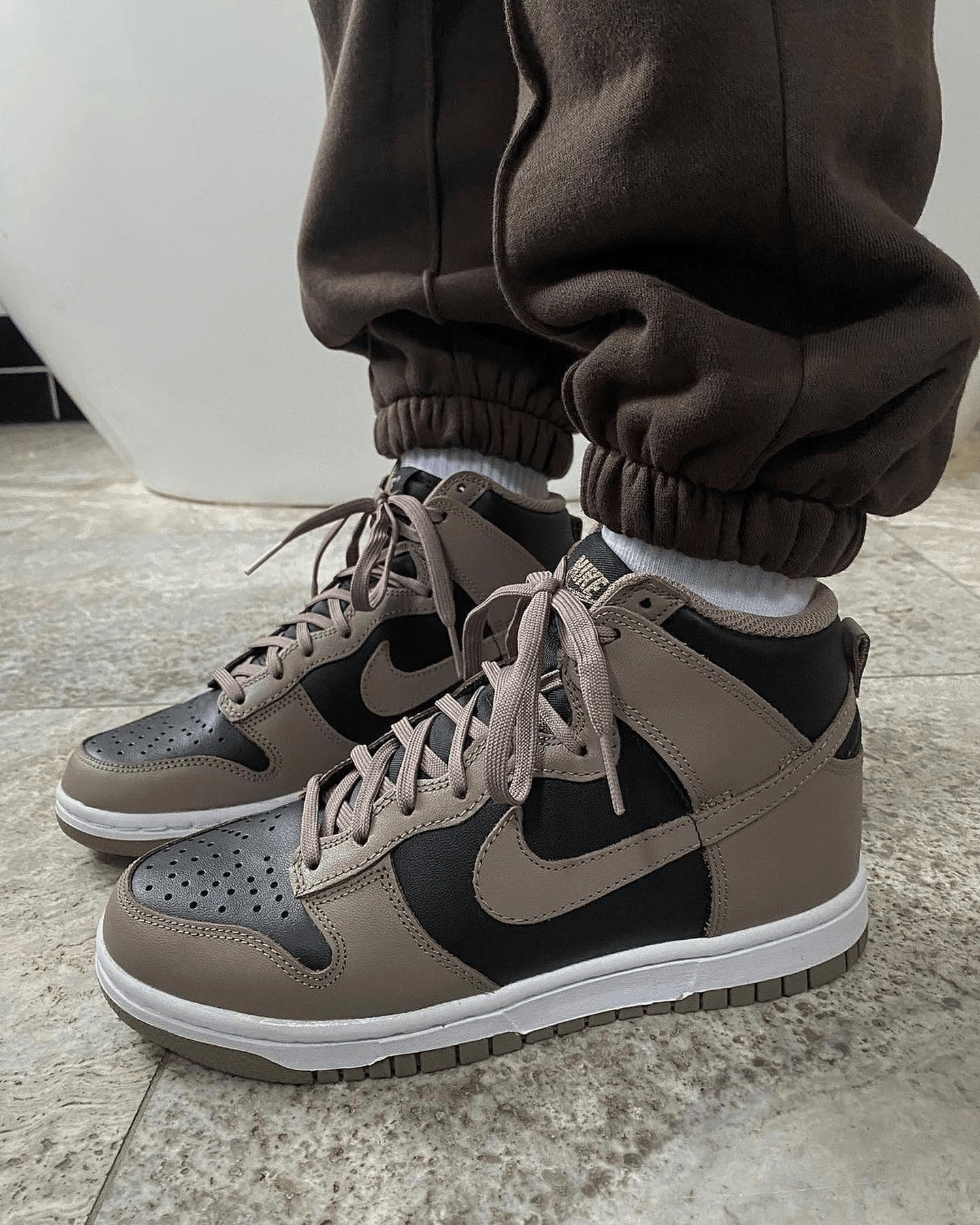 Giày Nike Wmns Dunk High 'Moon Fossil' DD1869-002 - Ảnh 6