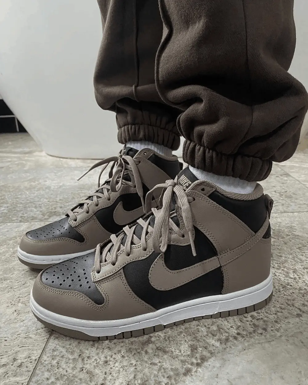 Giày Nike Wmns Dunk High 'Moon Fossil' DD1869-002 - Ảnh 6