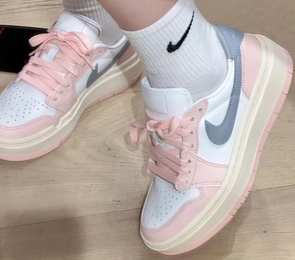 Alternative view of Giày Nike Air Jordan 1 Elevate Low 'Atmosphere' DH7004-600