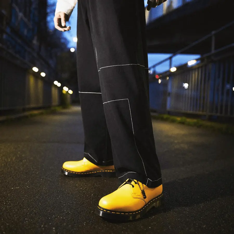 Alternative view of Giày Dr.Martens 1461 New York City Smooth 'Yellow' 27265700