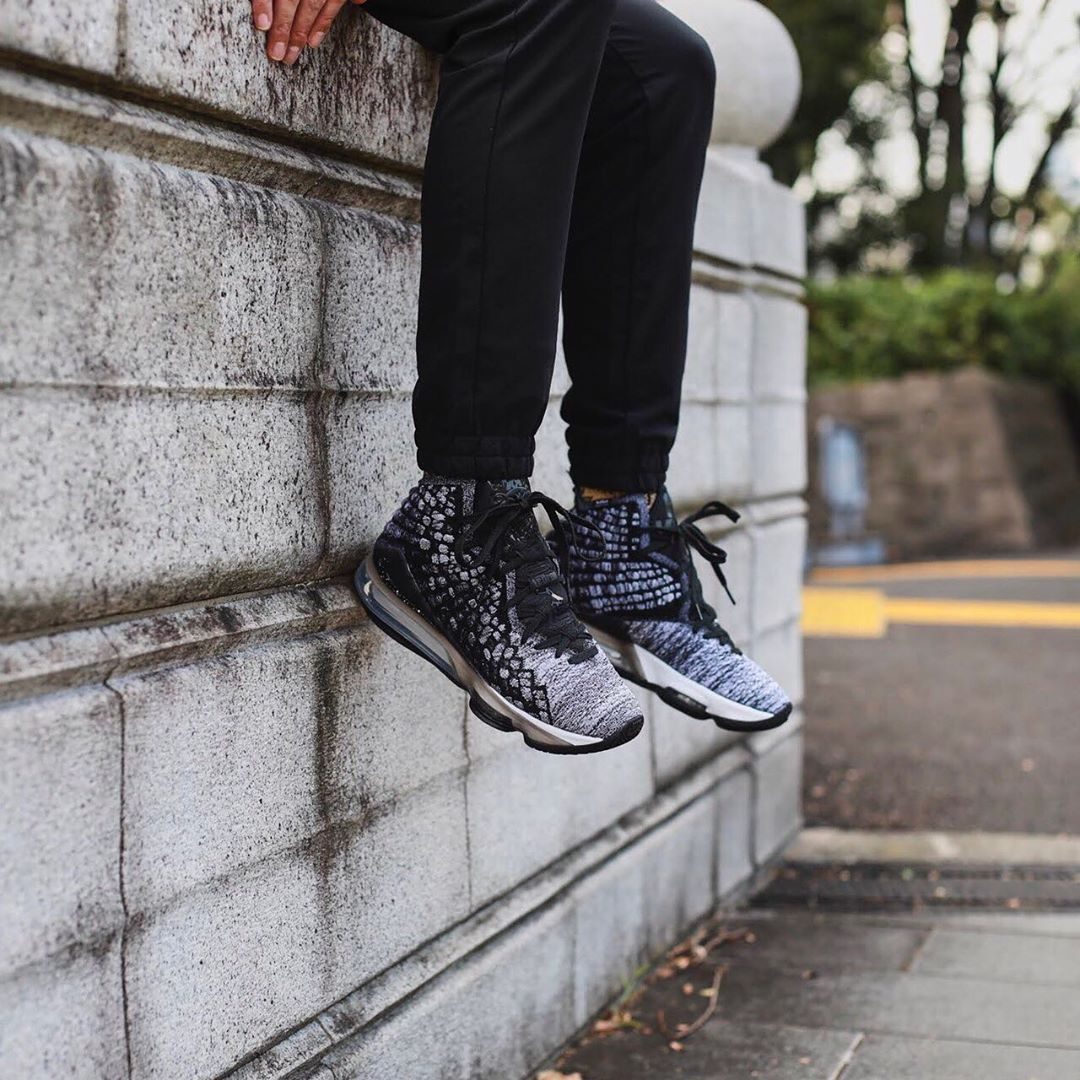 Giày Nike LeBron 17 'In The Arena' BQ3177-002 - Ảnh 3