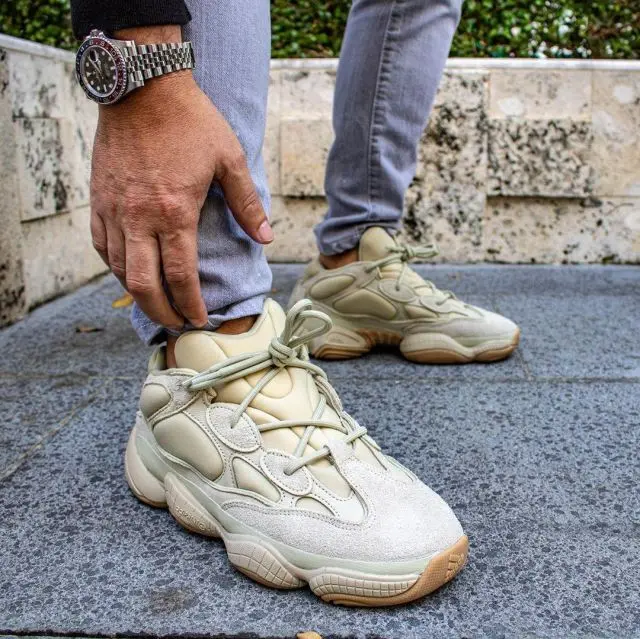 Alternative view of Giày Adidas Yeezy 500 'Stone' FW4839