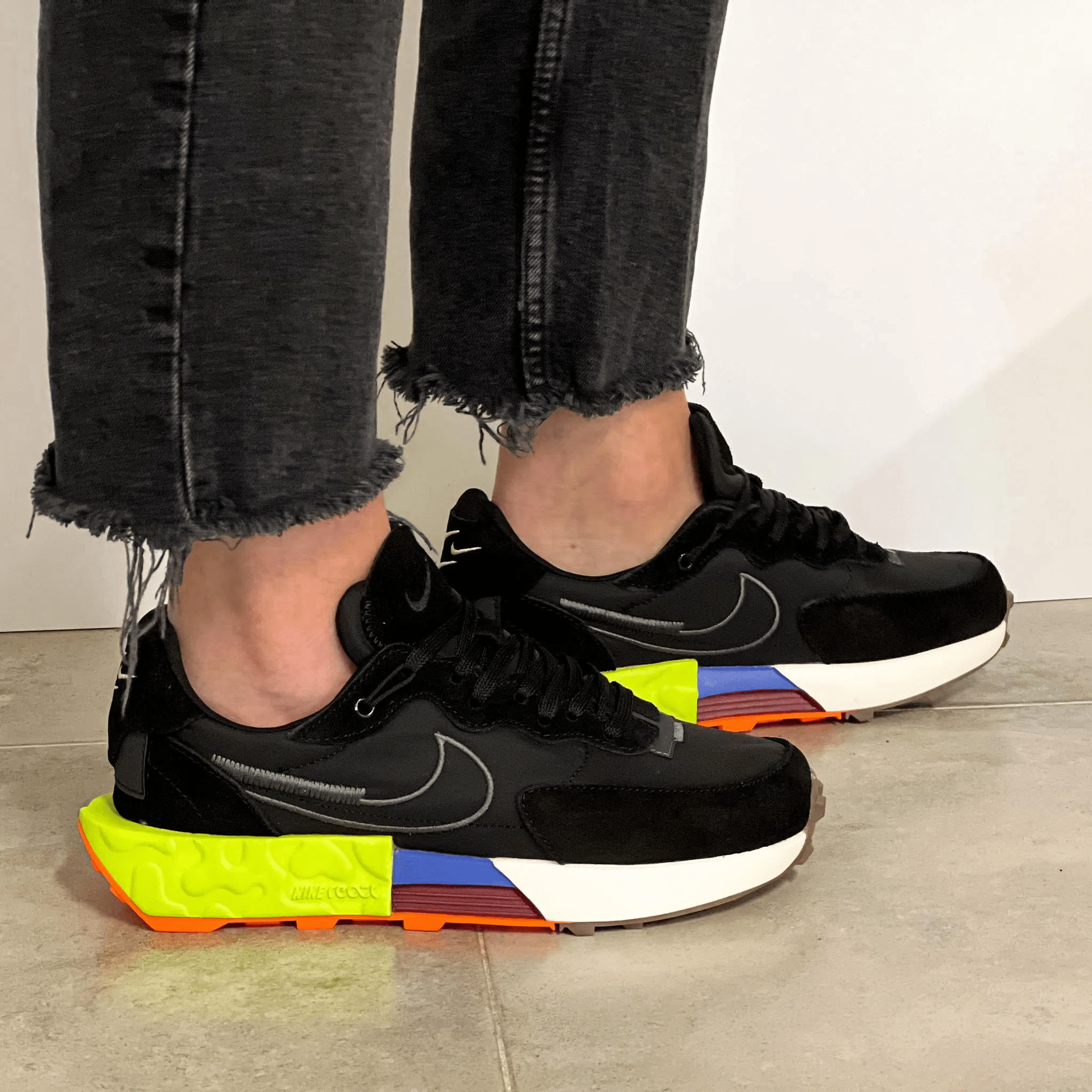 Giày Nike Fontanka Waffle 'Black Volt' DC3579-001 - Ảnh 4