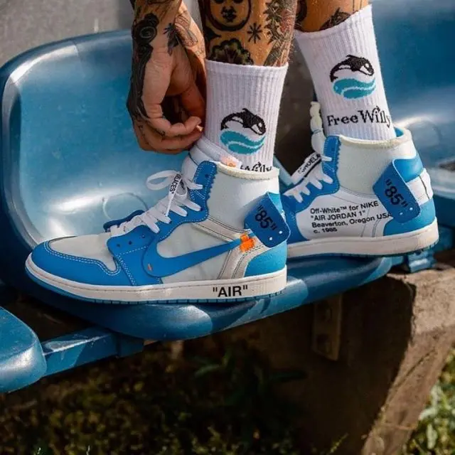 Alternative view of Giày Nike Off-White x Air Jordan 1 Retro High 'University Blue' AQ0818-148