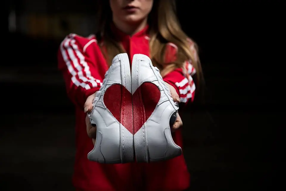 Alternative view of Giày Adidas Originals Superstar 80s Half Heart White Red CQ3009