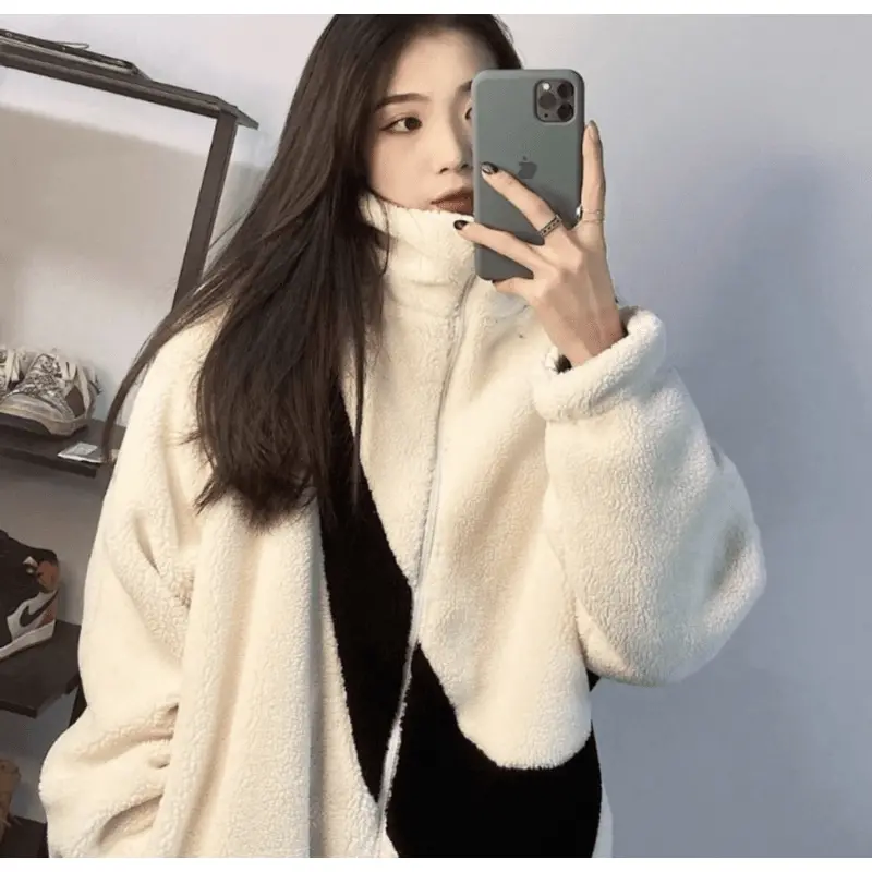 Alternative view of Áo Nike Sportswear Faux Fur Jacket White CU6559-238