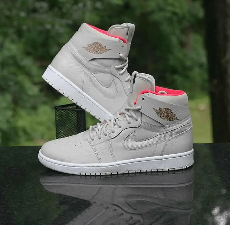 Alternative view of Giày Nike Air Jordan 1 High Nouveau 'Medium Beige' 819176-050
