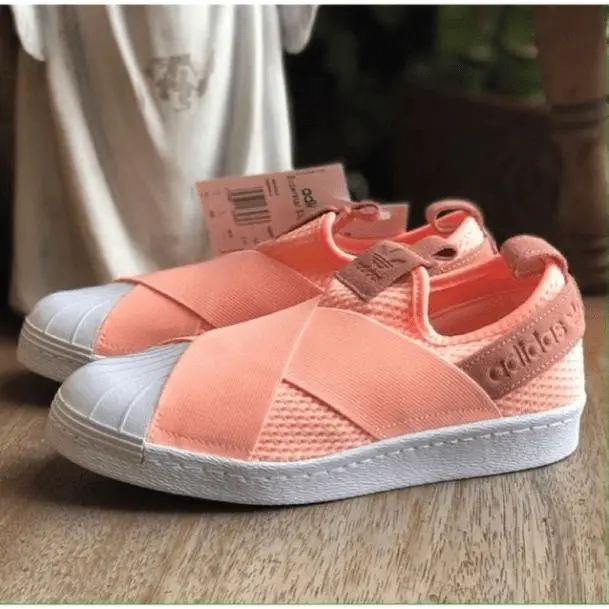Alternative view of Giày Adidas Wmns Superstar Slip On AQ0919