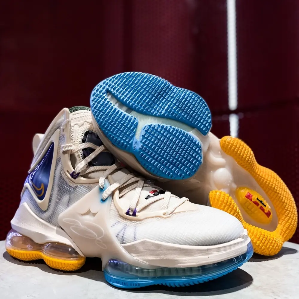 Giày Nike LeBron 19 'Minneapolis Lakers' DC9339-200 - Ảnh 5