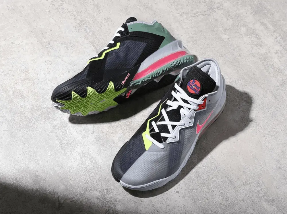Alternative view of Giày Nike Space Jam x LeBron 18 Low 'Bugs x Marvin' CV7562-005
