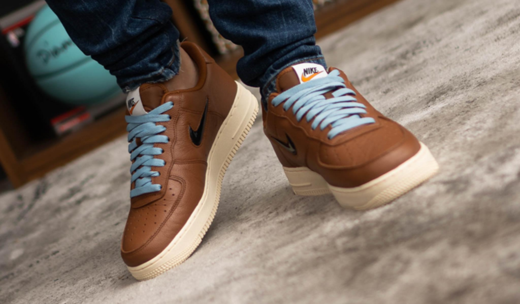 Giày Nike Air Force 1 '07 PRM Vintage Pecan 'Brown' DO9785-200 - Ảnh 3