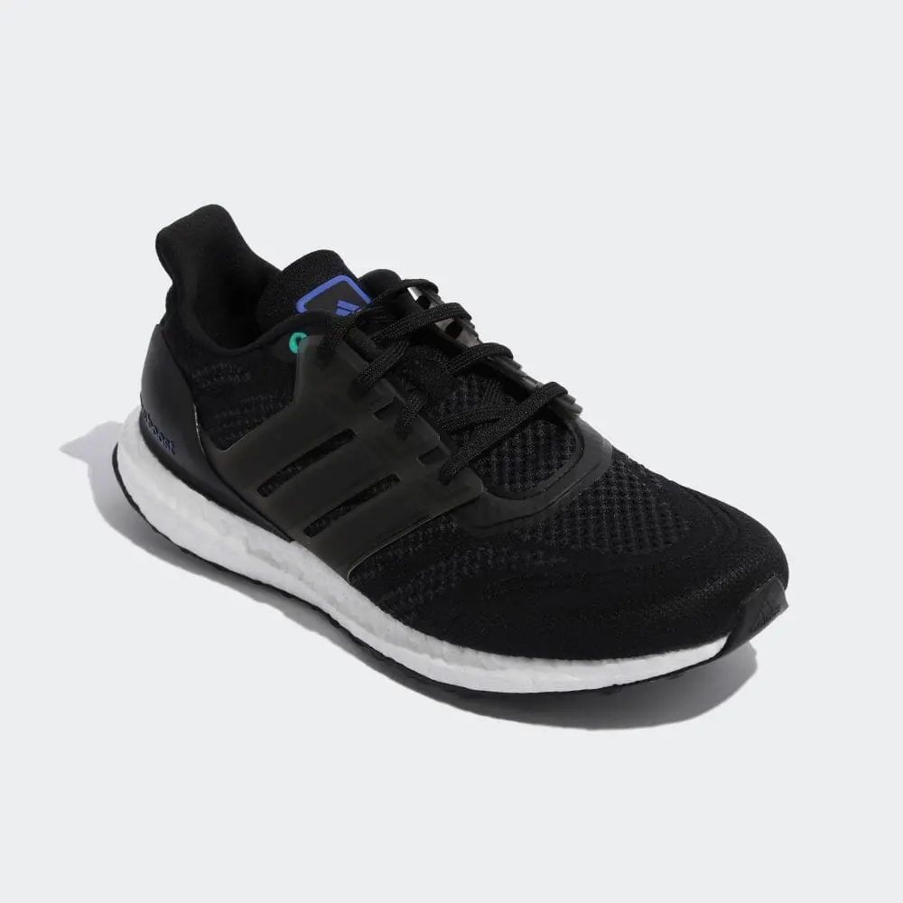 Alternative view of Giày Adidas Ultra Boost DNA Cozy 'Black' GY9824