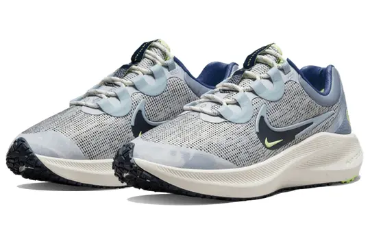 Alternative view of Giày Nike Wmns Zoom Winflo 8 Shield 'White Light Armory Blue' DO2342-144