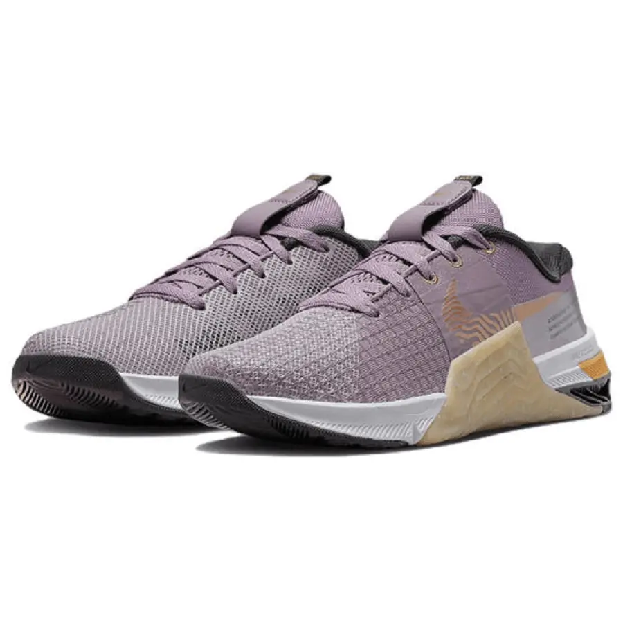 Alternative view of Giày Nike Metcon 8 'Purple Smoke Metallic Copper' DQ4681-500
