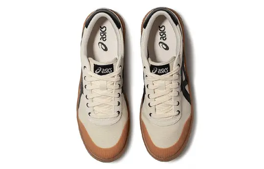 Alternative view of Giày Asics Court Trail 'Creamwhite Black' 1203A146-750