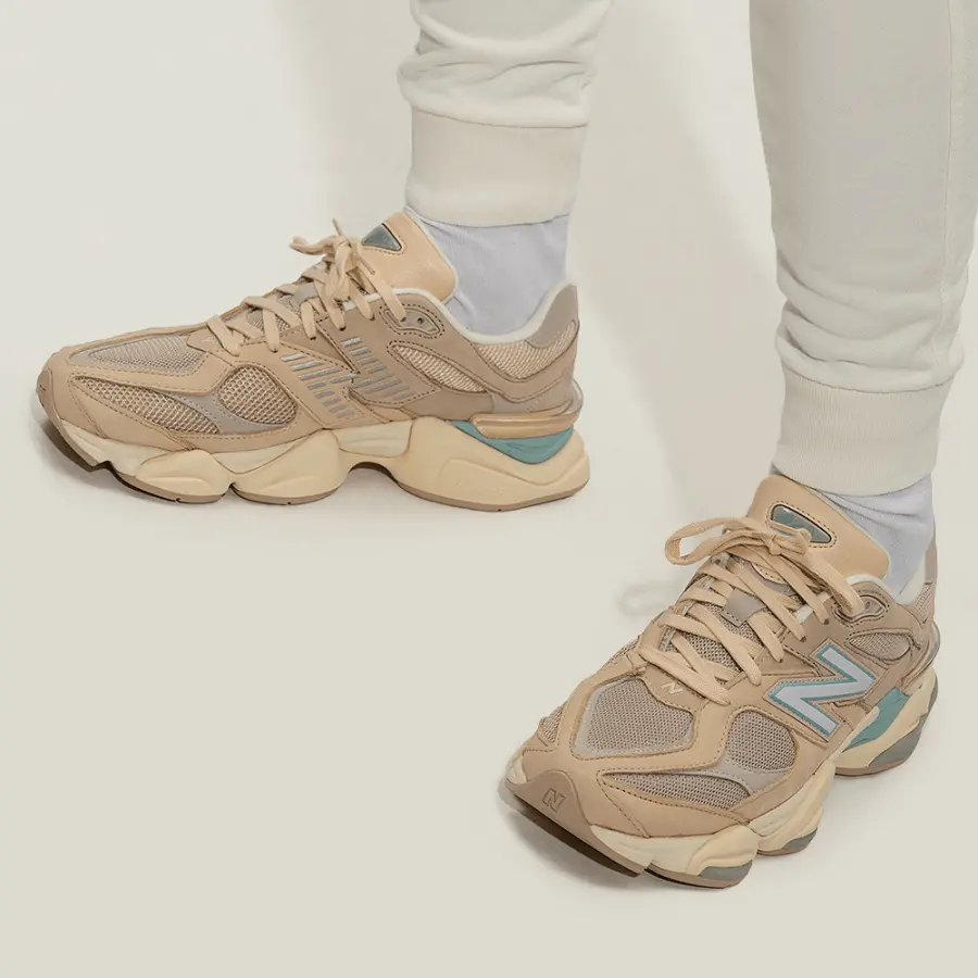 Alternative view of Giày New Balance 9060 'Ivory Cream Pink Sand' U9060WCG