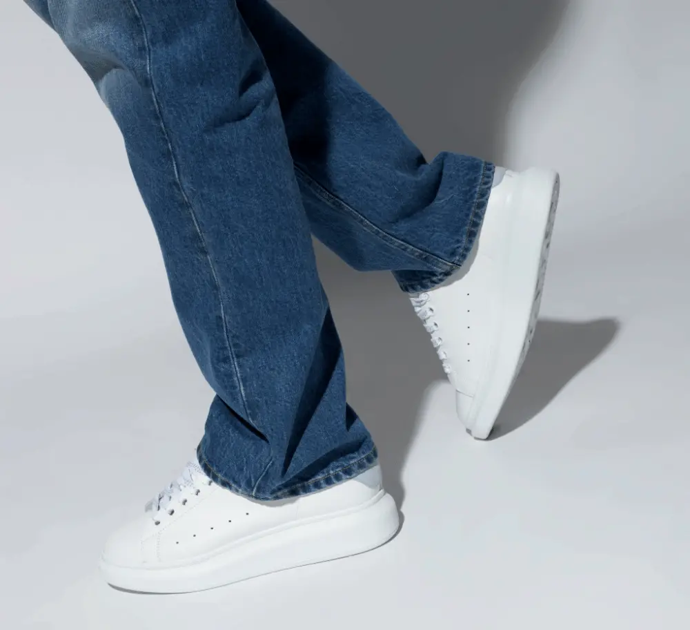 Alternative view of Giày Alexander McQueen 'White Ice Berg' 553680-WHGP7-9428