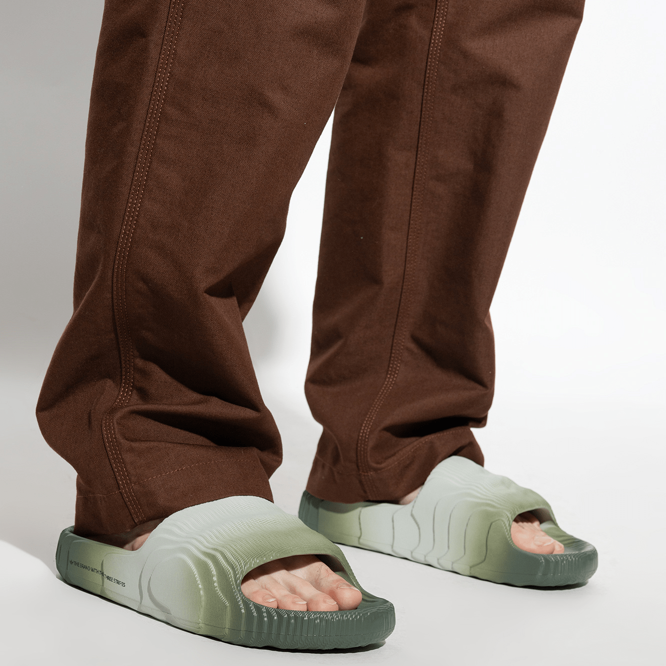 Dép Adidas Adilette 22 Wonder Silver IG7494 - Ảnh 2