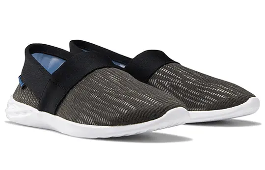 Alternative view of Giày Reebok Astroride Slip on 'Black' DV5877