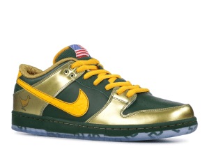 Alternative view of Giày Nike SB Dunk Low 'Doernbecher' 2018 BV8740-377