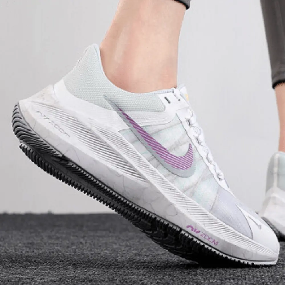Giày Nike Wmns Zoom Winflo 8 'Football Grey Violet Shock' CW3421-102 - Ảnh 4