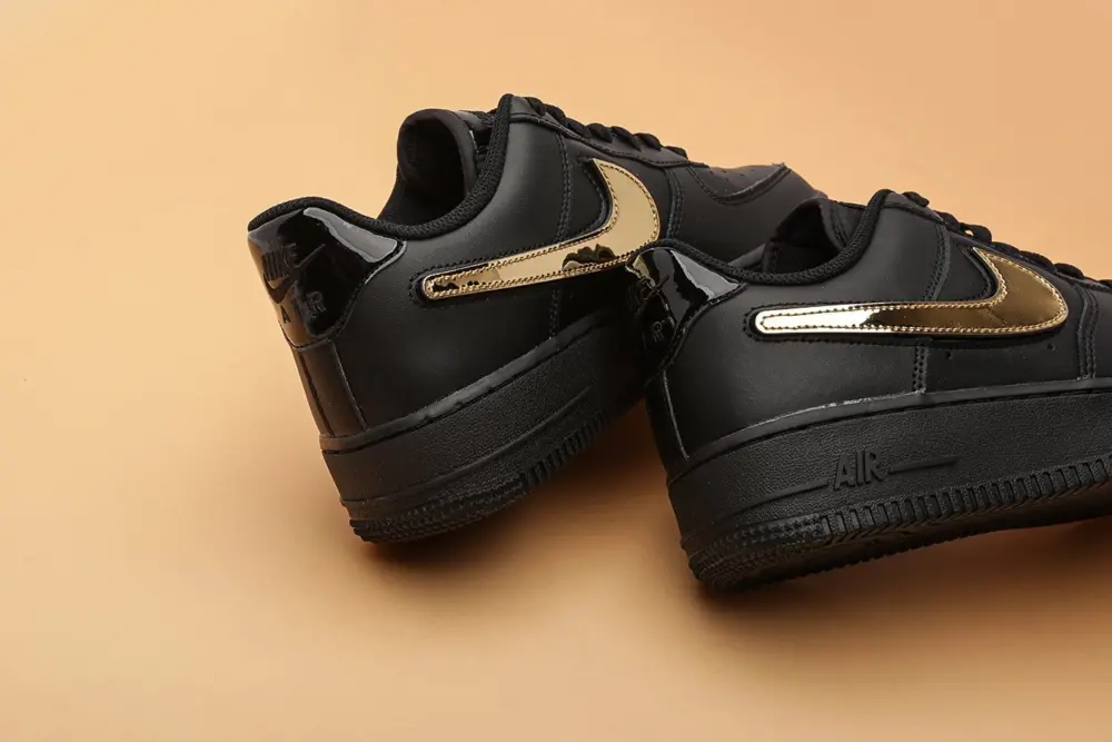 Giày Nike Air Force 1 'Black Metallic Gold Removable' CT2252-001 - Ảnh 4