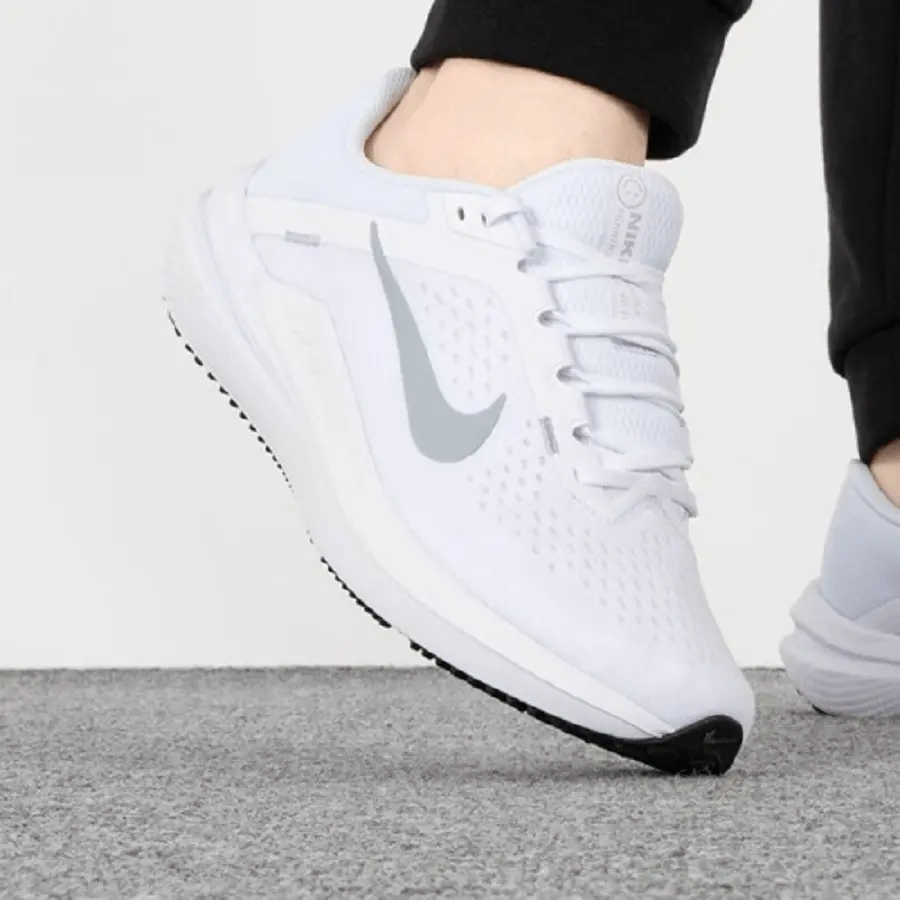 Alternative view of Giày Nike Air Winflo 10 'White' DV4022-102