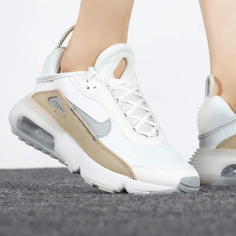 Giày Nike Air Max 2090 'White Tan Silver' DA8702-100 - Ảnh 4