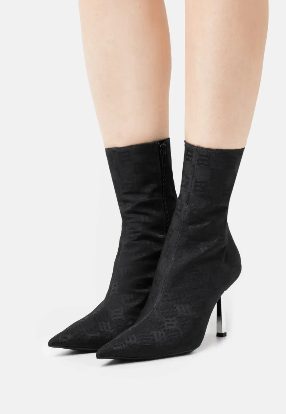 Alternative view of Giày MSIBHV Sasha Ankle Boot Monogram Black 3121BM621