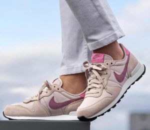 Alternative view of Giày Nike WMNS Internationalist 828407-214