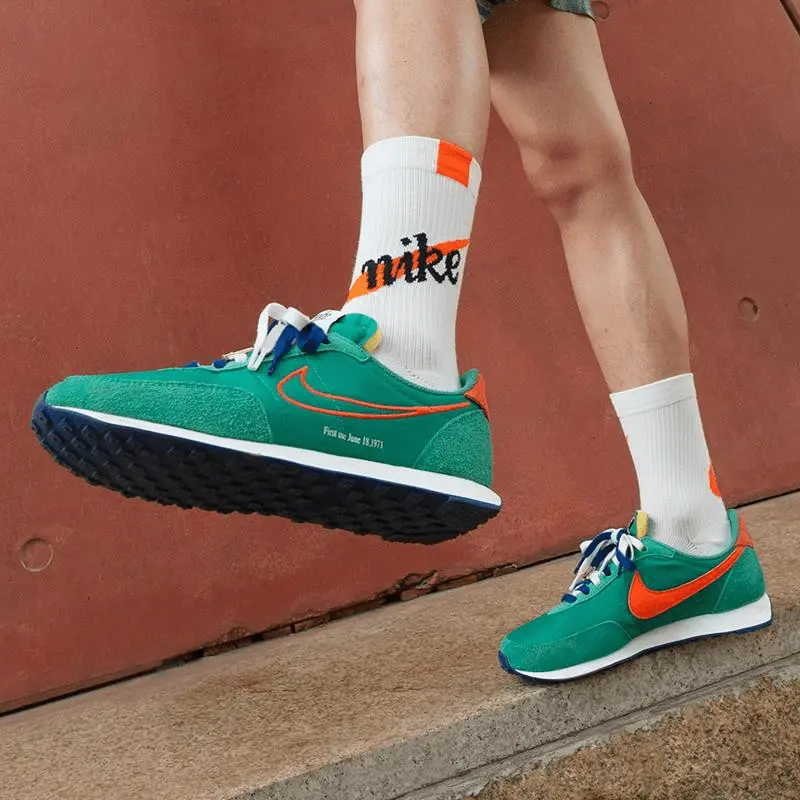 Alternative view of Giày Nike Waffle Trainer 2 'Green Noise' DH4390-300