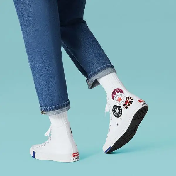 Alternative view of Giày Converse Chuck Taylor All Star High 'Logo Play - White Rush Blue' 166735C
