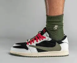 Giày Nike Air Jordan 1 x Travis Scott Retro Low OG SP 'Olive' DZ4137-106 - Ảnh 3