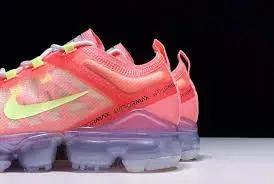 Alternative view of Giày Nike Wmns Air VaporMax 2019 'Pink Tint' AR6632-602