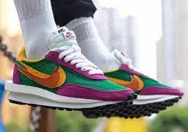 Alternative view of Giày Nike Sacai x LDWaffle 'Pine Green' BV0073-301