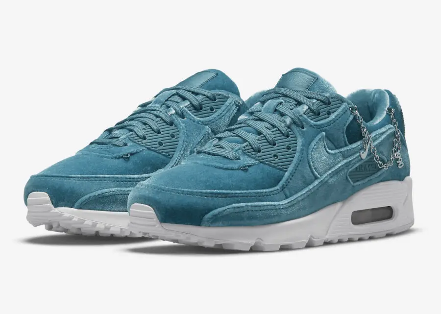 Alternative view of Giày Nike Air Max 90 'Lucky Charms Ash Green' DO2194-001