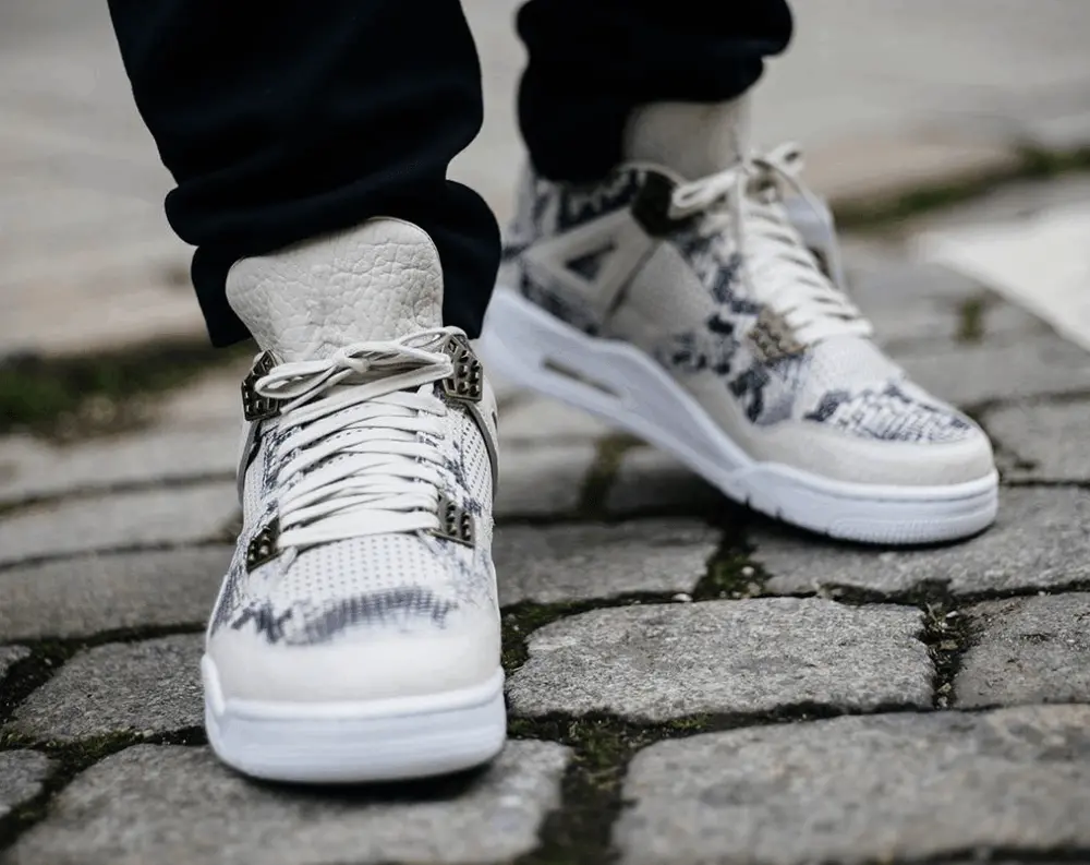 Alternative view of Giày Nike Air Jordan 4 Retro Premium 'Snakeskin' 819139-030