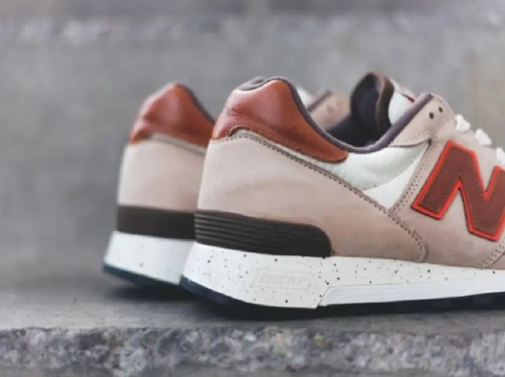 Alternative view of Giày New Balance 1300 'White Sand Red' M1300GB
