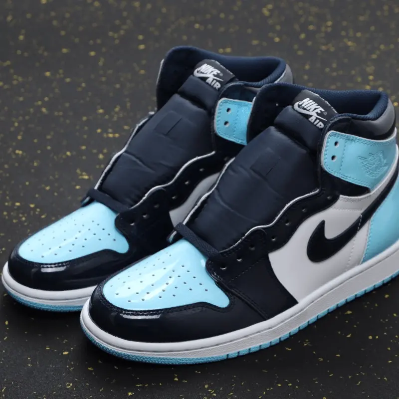 Alternative view of Giày Nike Wmns Air Jordan 1 Retro High OG 'Blue Chill' CD0461-401