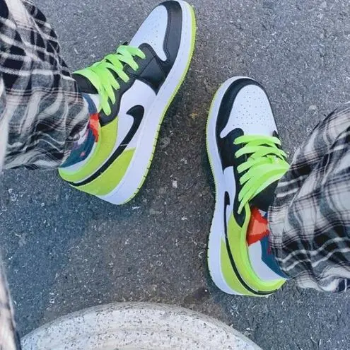 Giày Nike Air Jordan 1 Low 'Cyber' CK3022-003 - Ảnh 4