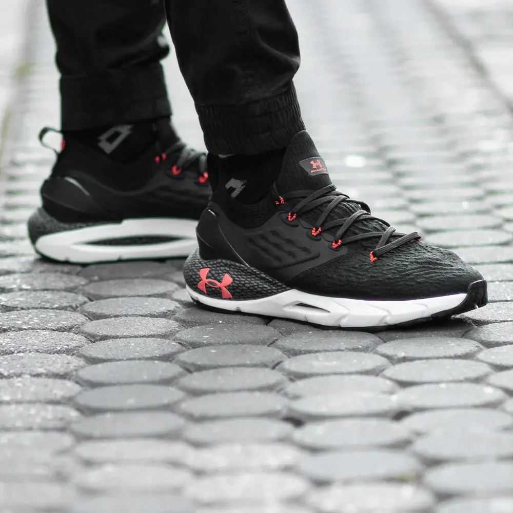 Alternative view of Giày Under Armour Hovr Phantom 2 'Black' 3023017-005