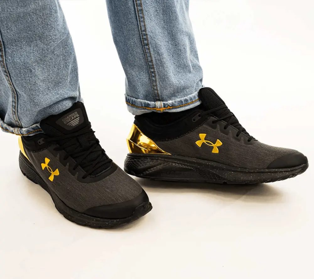 Alternative view of Giày Under Armour Charged Escape 3 Evo 'Black Gold' 3024620-001