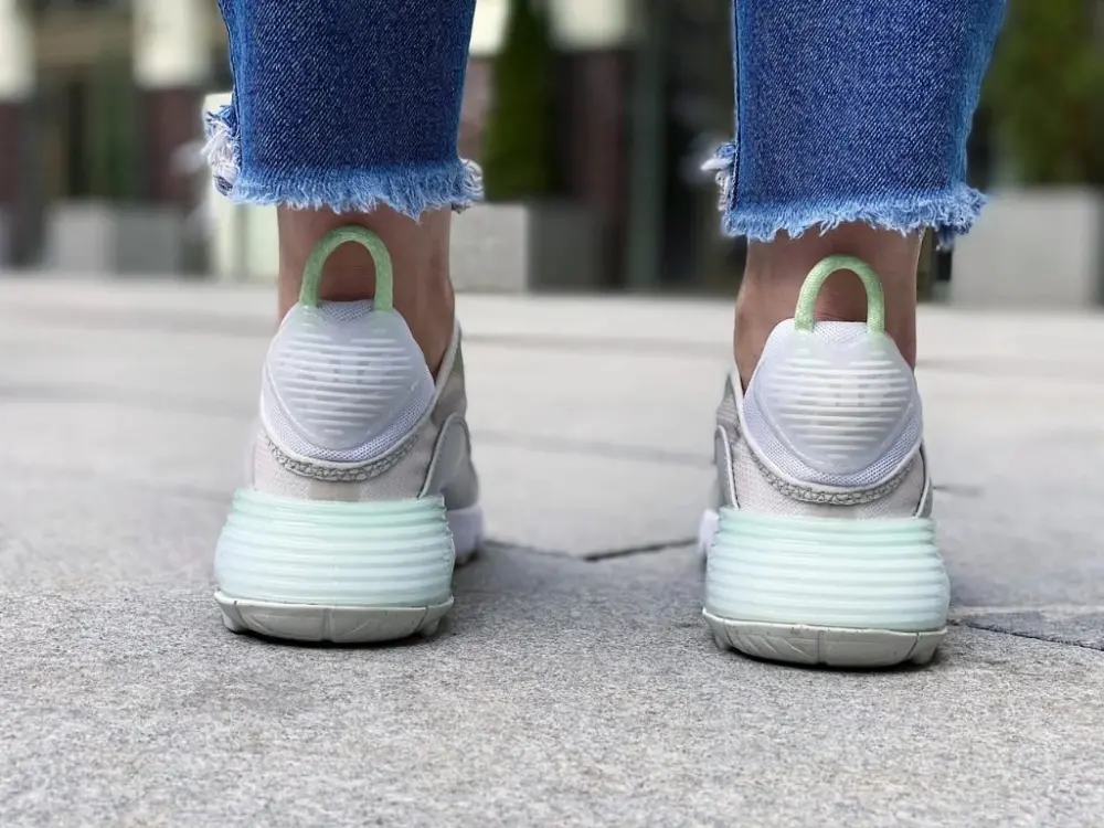 Giày Nike Air Max 2090 'Barely Volt' CT1091-001 - Ảnh 8