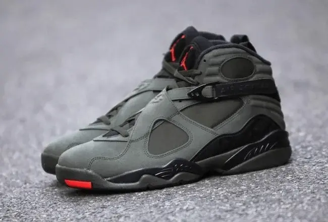 Alternative view of Giày Nike Air Jordan 8 Retro 'Take Flight' 305381-305