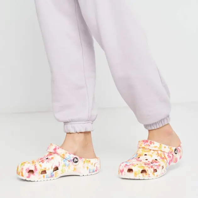 Dép Crocs Classic Tie-Dye Graphic Clog 'White Multicolor' 205453-83B - Ảnh 3