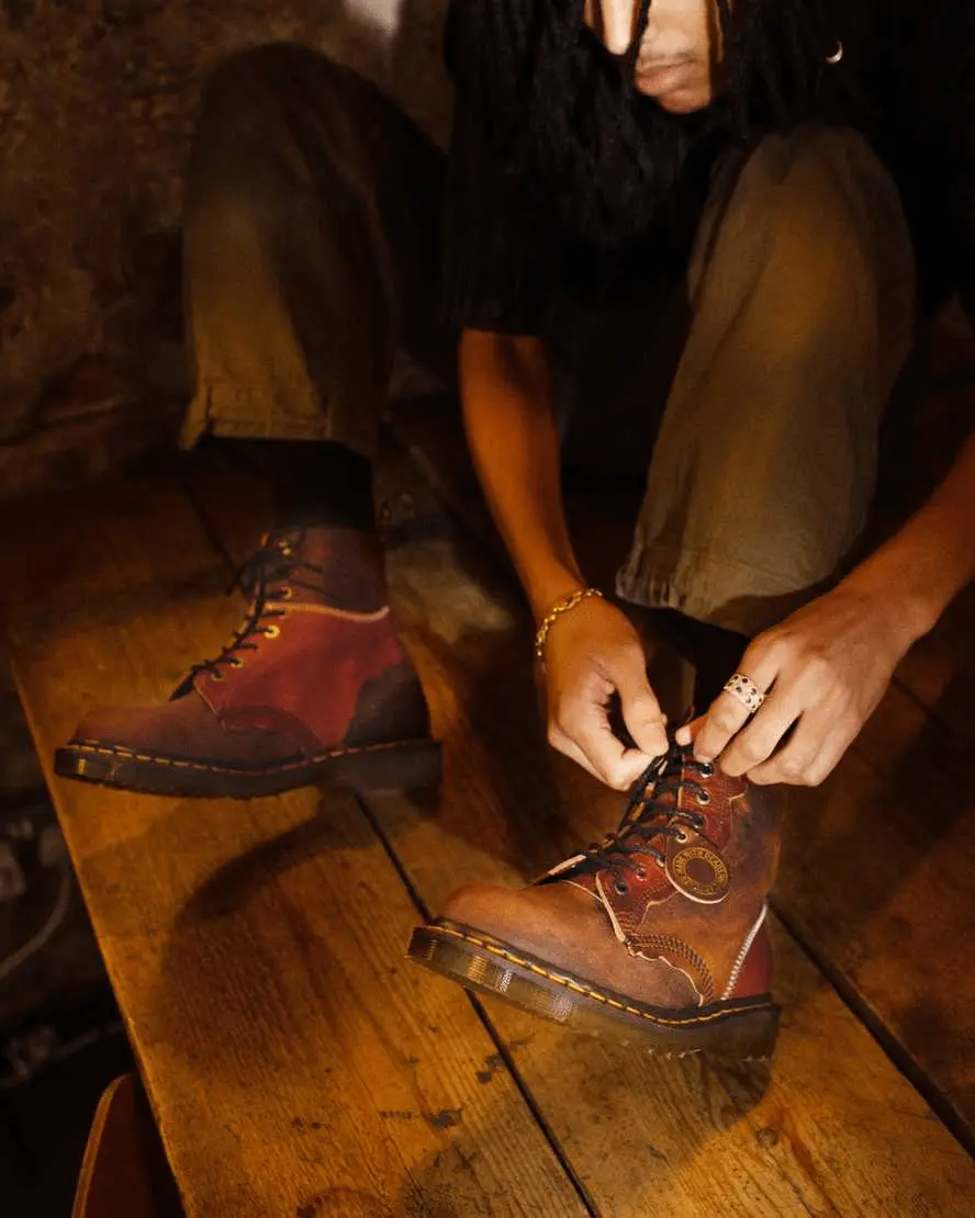 Alternative view of Giày Dr.Martens MIE 1460 Pascal Deadstock 'Brown' 30608486
