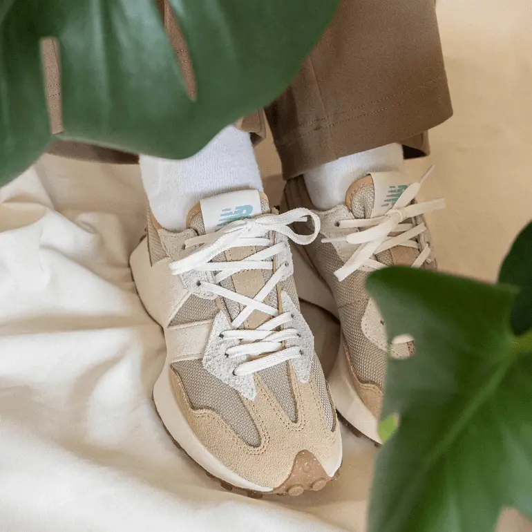 Alternative view of Giày New Balance 327 'Beige' MS327RE