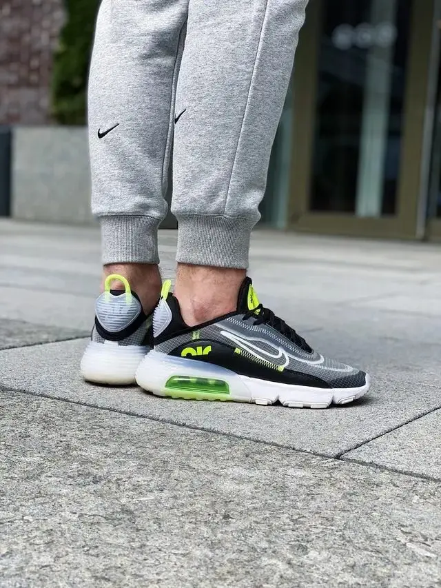 Giày Nike Air Max 2090 'Pure Platium Volt' CT1803-001 - Ảnh 4